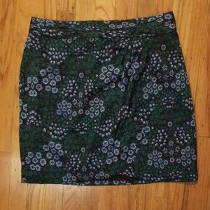 Black Friday Deal! Banana Republic mini-skirt